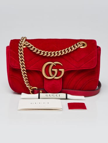 Interlocking G mini heart shoulder bag in red leather
