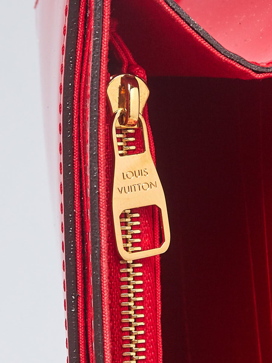 Louis Vuitton Red Vernis Leather Louise Clutch Bag - Yoogi's Closet