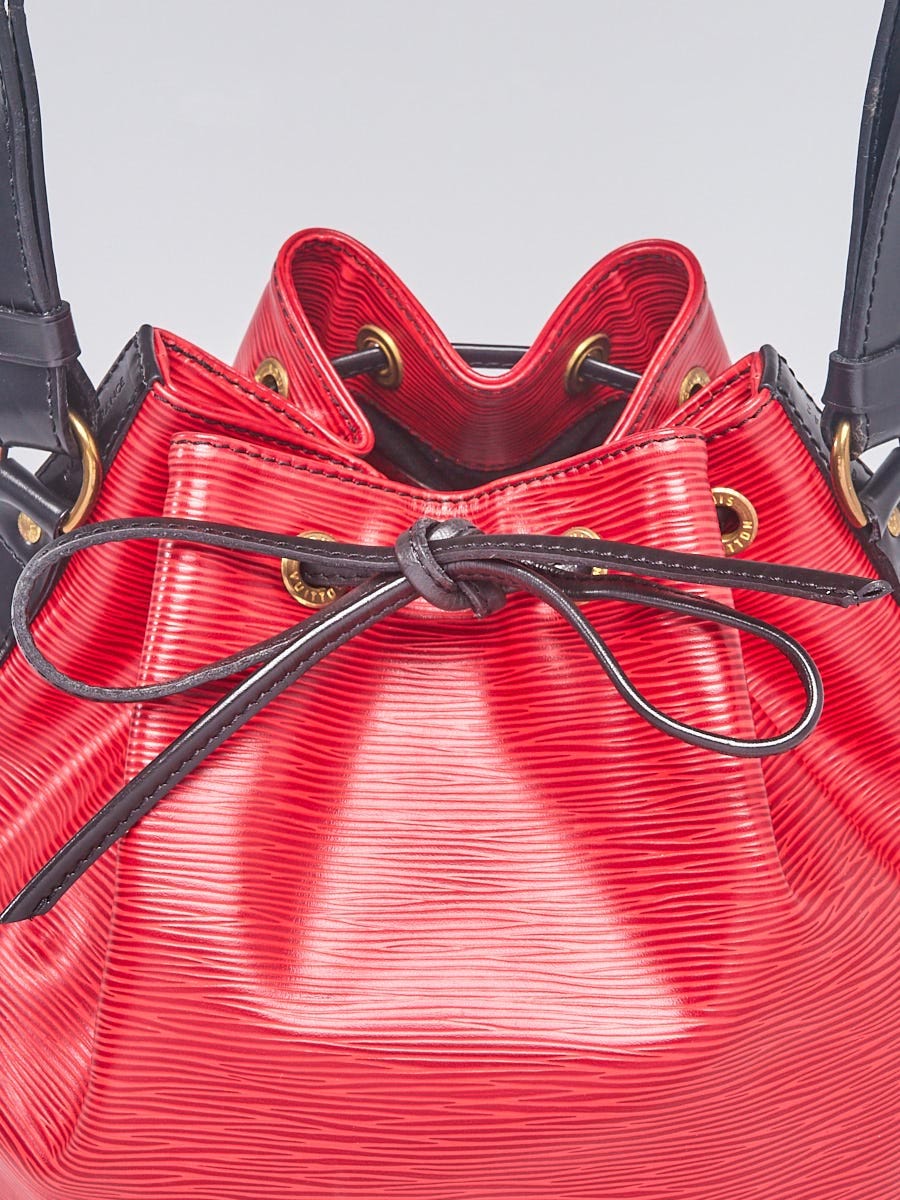 LOUIS VUITTON EPI NOE Black & Red Drawstring Shoulder Bag