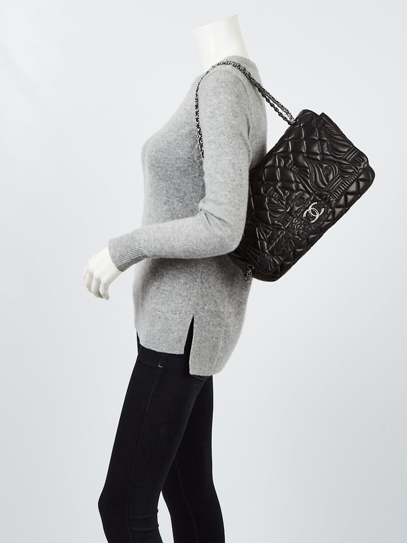 Chanel Paris-Moscow Red Square Kremlin Large Shoulder Bag – Ladybag  International
