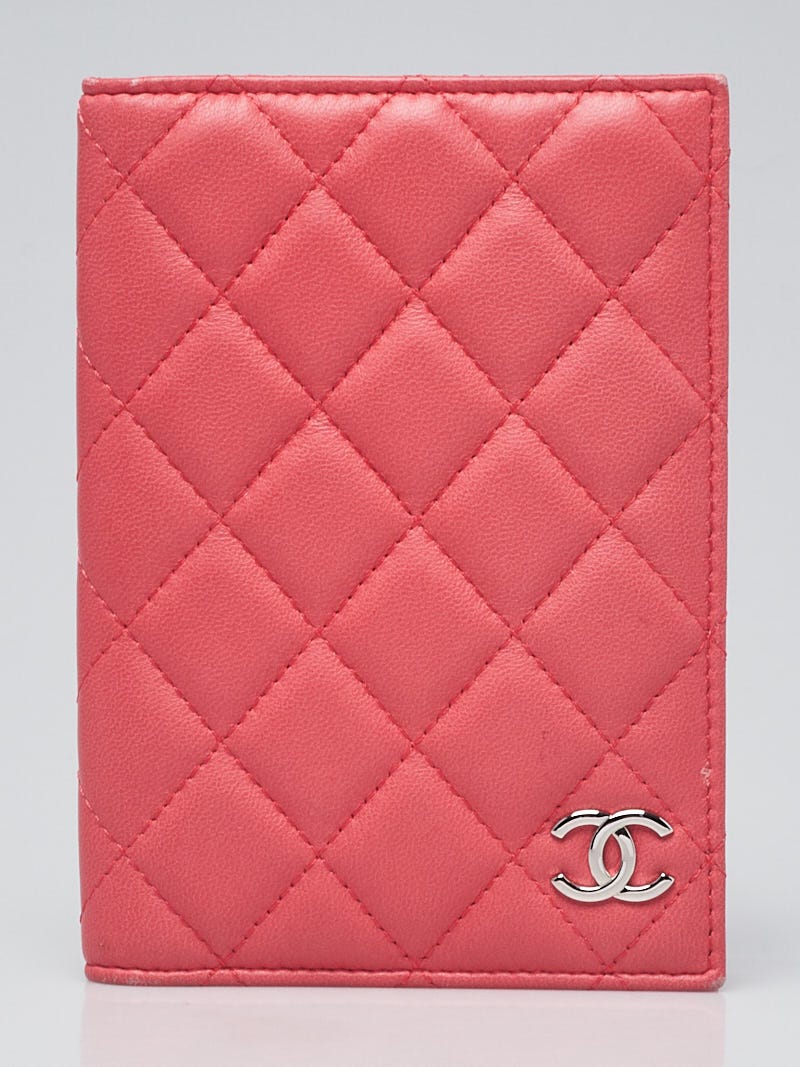 Auth Chanel Cosmetic Pouch Pen Case Leather CC Logo