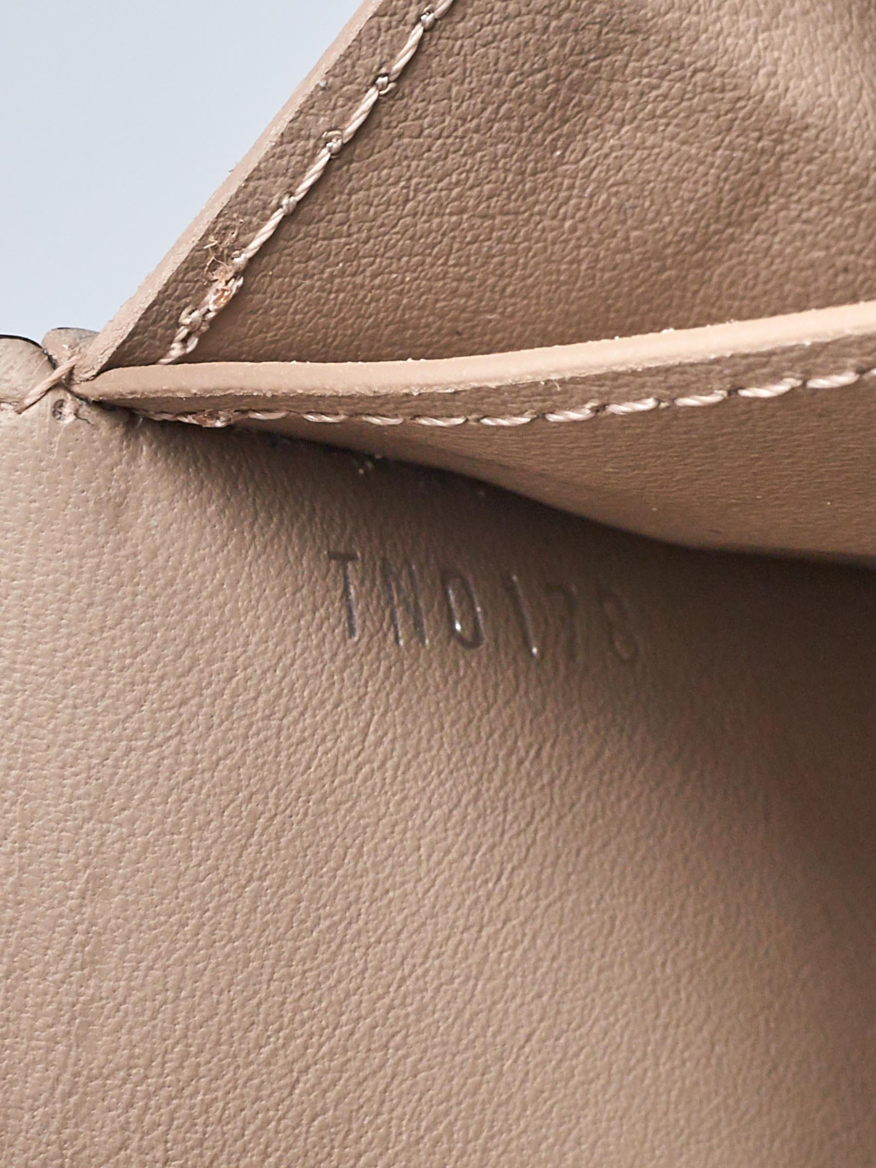 Shop Louis Vuitton MAHINA 2022 SS Iris compact wallet (M62541) by  OceanPalace
