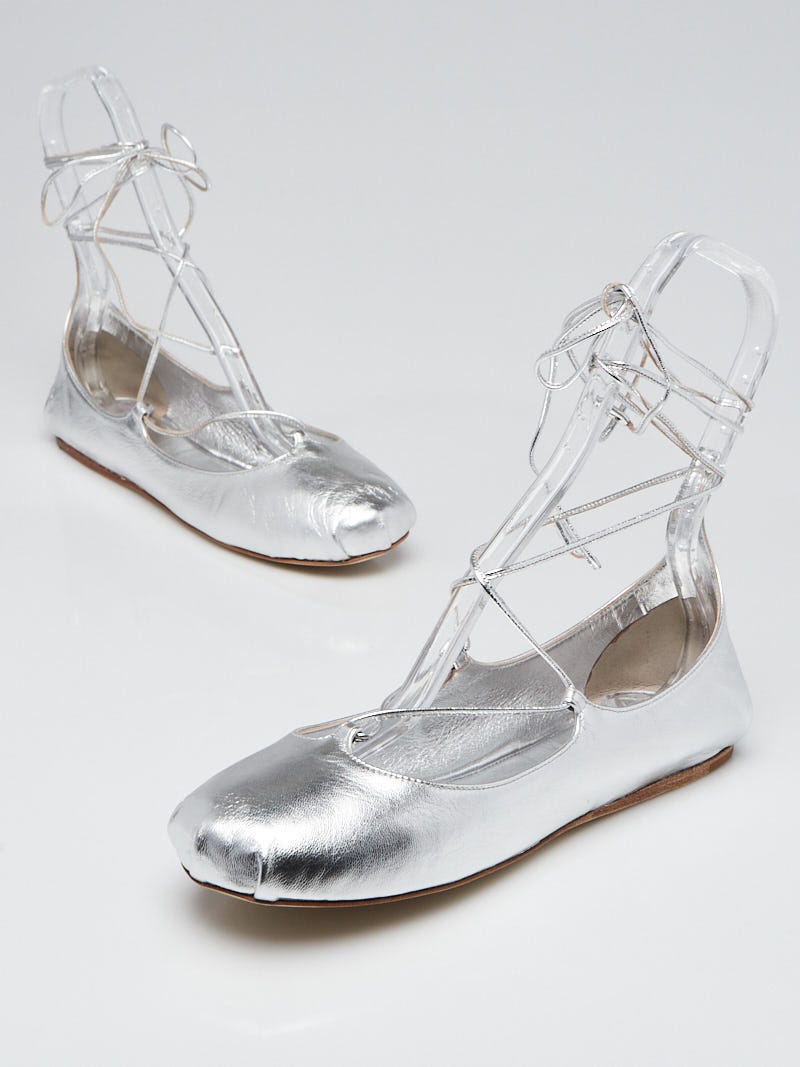 Prada Silver Metallic Leather Lace Up Ballet Flats Size 7.5/38 - Yoogi's  Closet