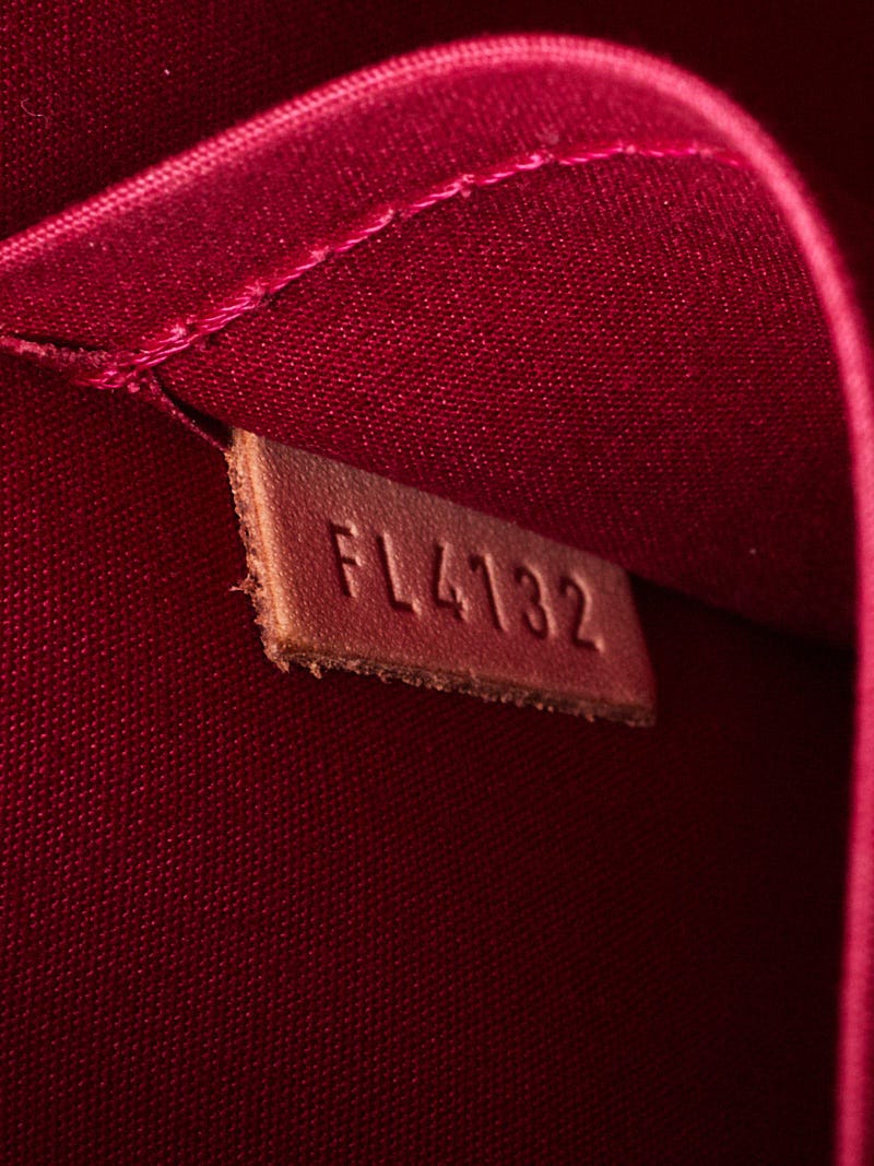 Louis Vuitton Black Epi Leather Croisette PM Bag - Yoogi's Closet