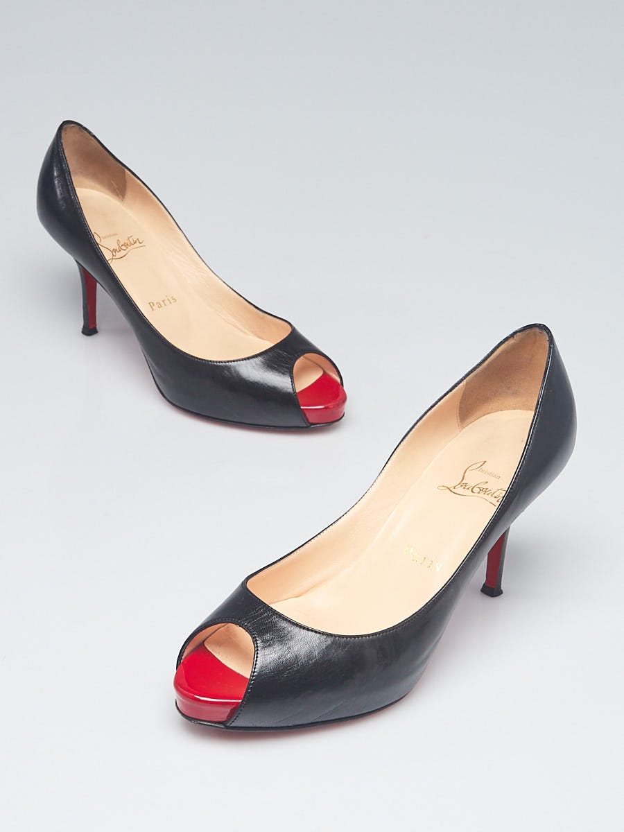 CHRISTIAN LOUBOUTIN Women's Pumps/Peeptoes Leather in Black