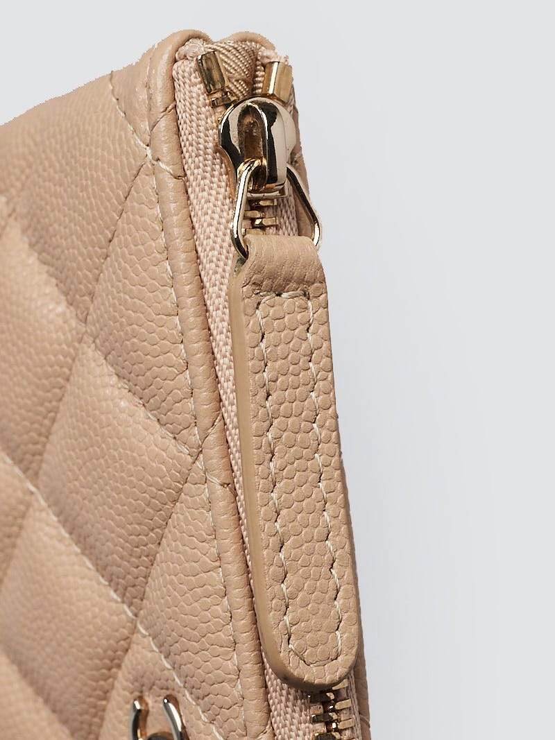 Chanel Beige Clair Quilted Caviar Leather Small O-Case Zip Chanel Beige Clair Quilted Caviar Leather Small O-Case Zip