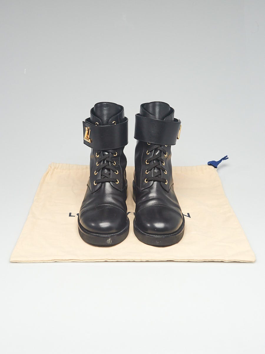 Louis Vuitton Black Leather Wonderland Ranger LV Twist Boots Size 10.5/41 -  Yoogi's Closet