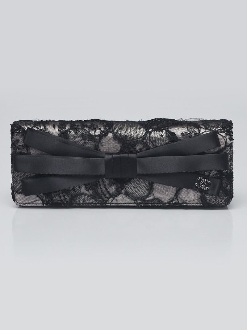 CHANEL Black lace and Satin Bow クラッチバック-