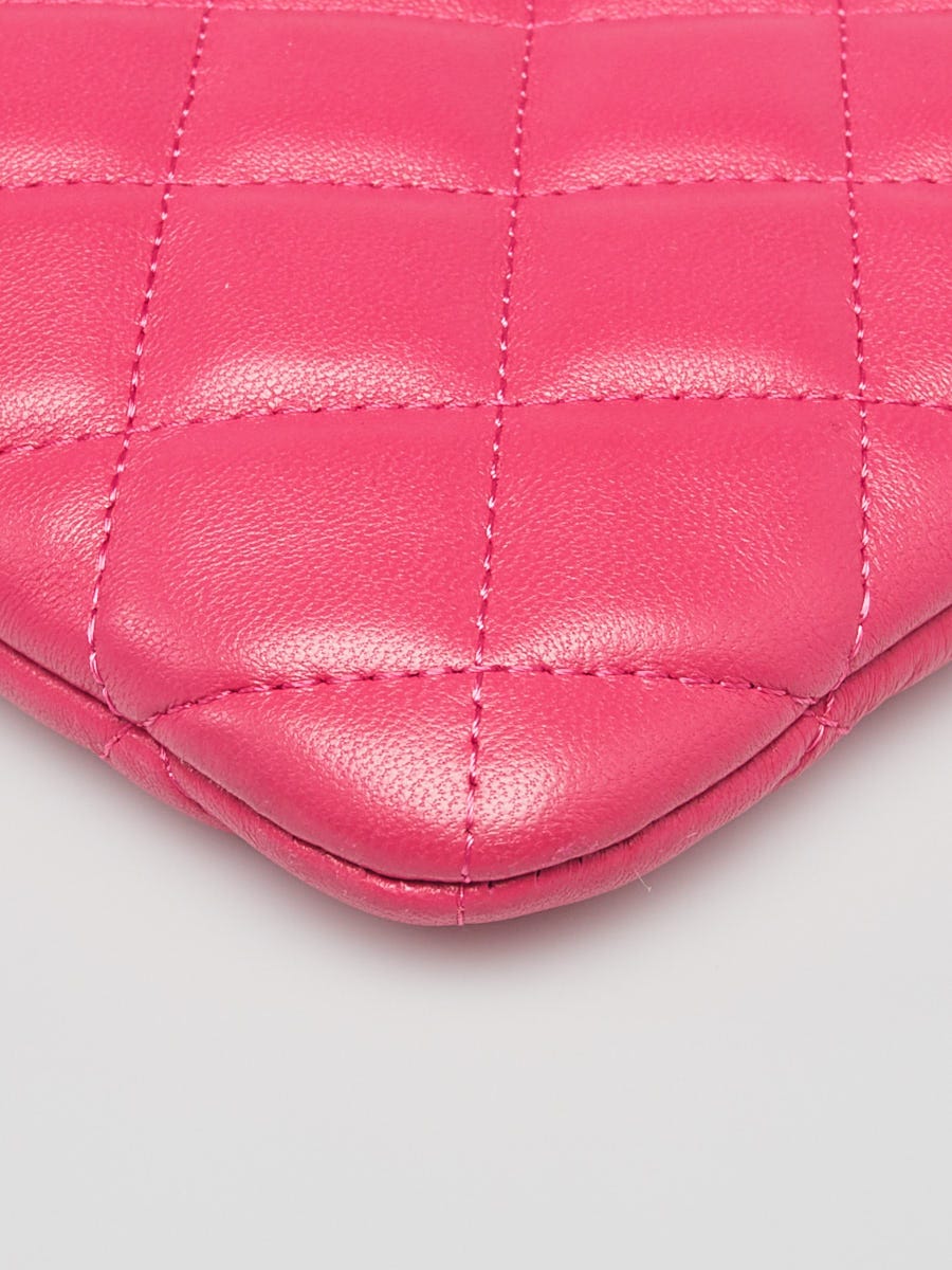 CHANEL オーケースポーチ/Fuchsia Calfskin NWT Authentic Chanel Fuchsia Pink Leather Vanity Case