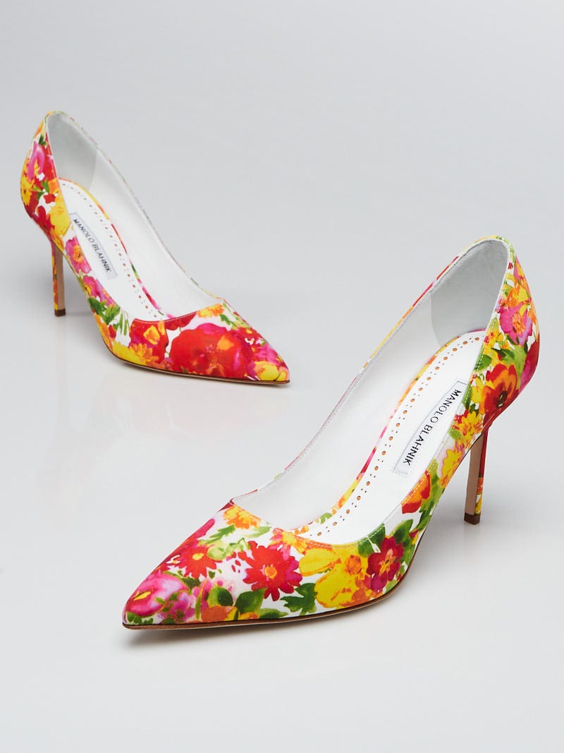 Manolo Blahnik Multicolor Floral Fabric BB 105 Pumps Size 8/38.5