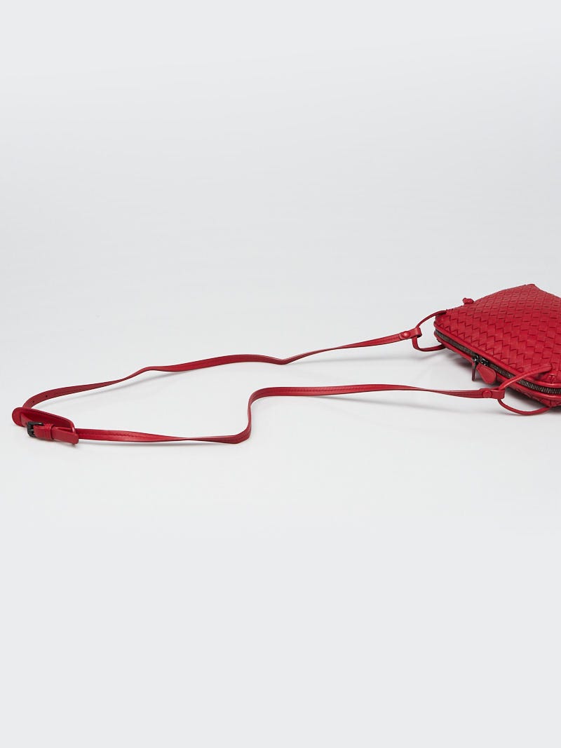 Bottega Veneta Red Intrecciato Woven Nappa Leather Nodini Crossbody Bag -  Yoogi's Closet