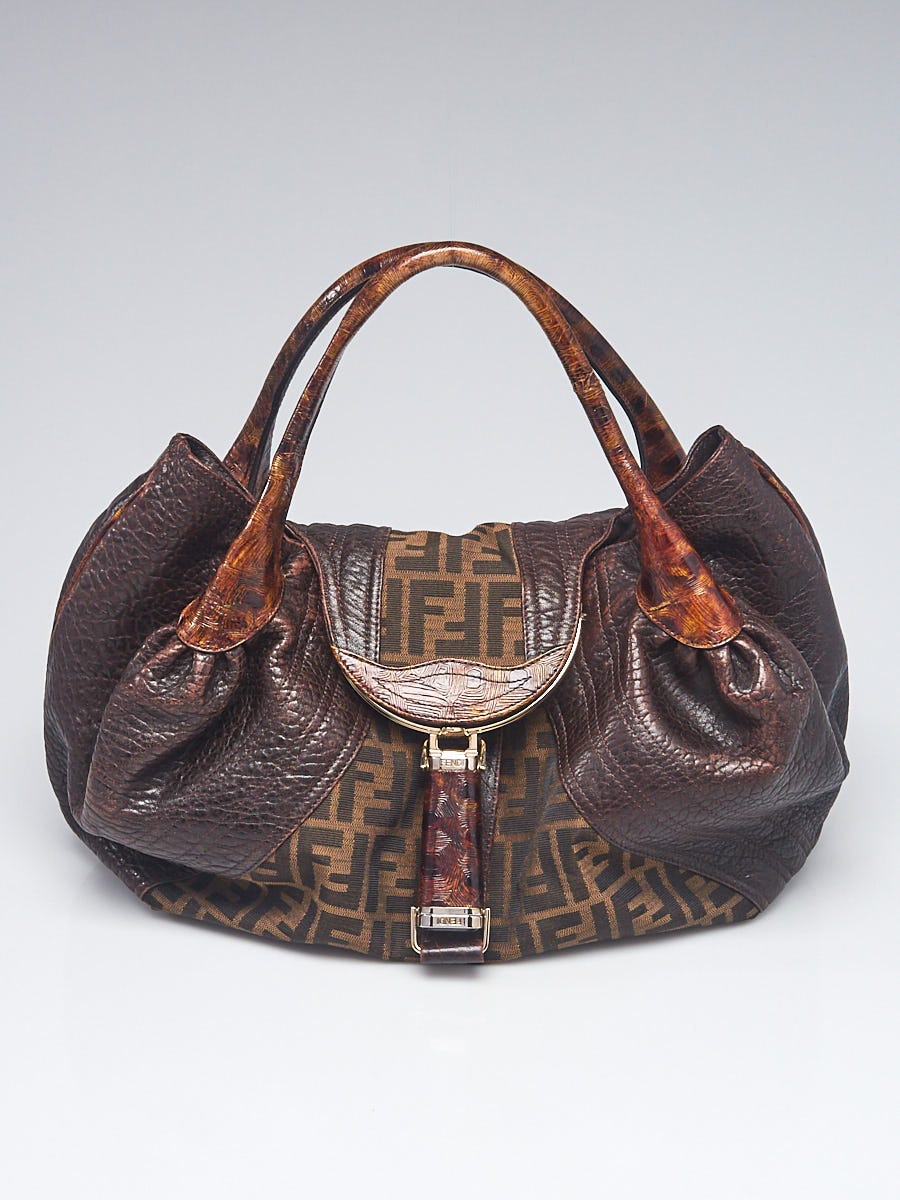 Fendi - Authenticated Spy Handbag - Cloth Brown for Women, Very Good Condition