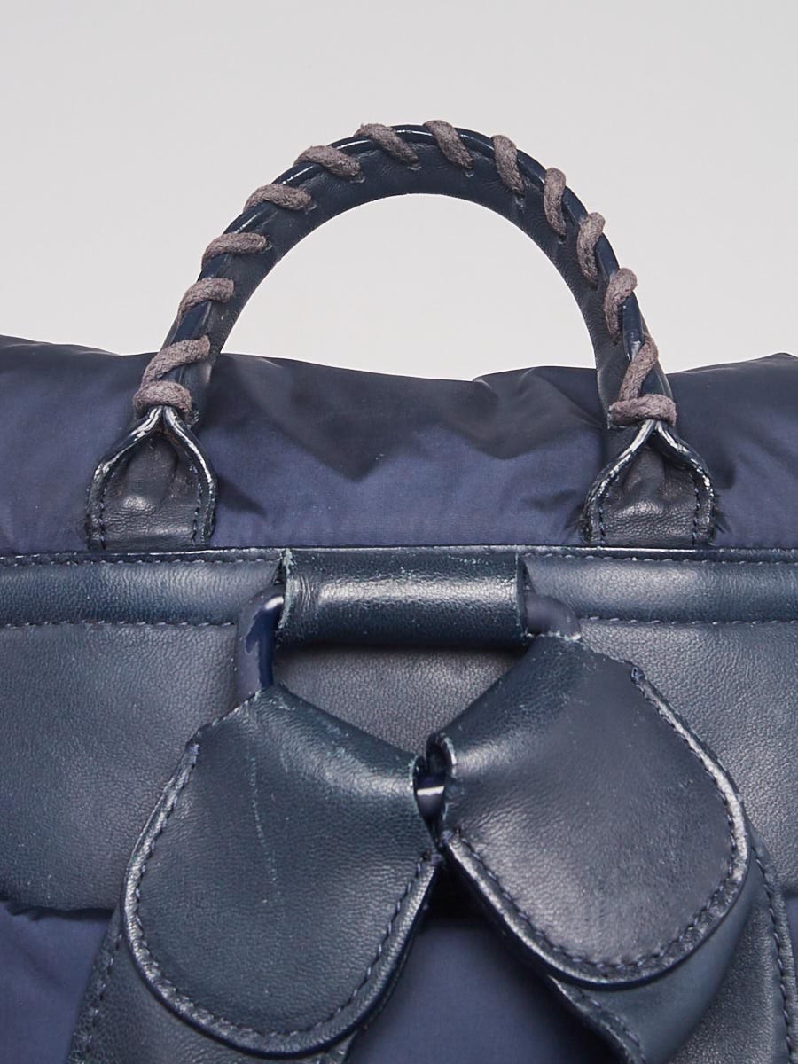 Balenciaga Navy Blue Nylon/Leather Classic Traveller  display picture 2