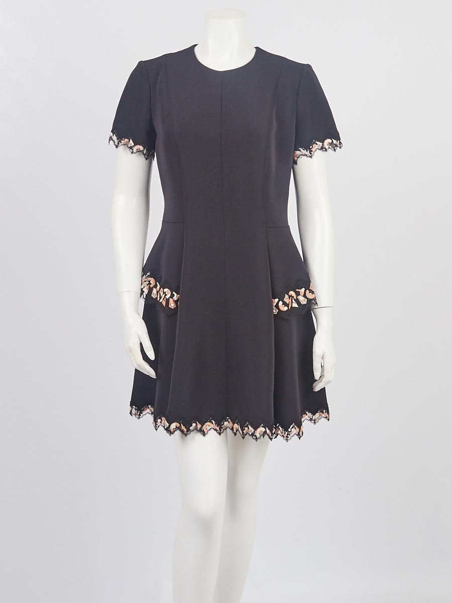 LOUIS VUITTON black wool and silk BUTTONED NECK SHORT SLLEVE Dress 40 M