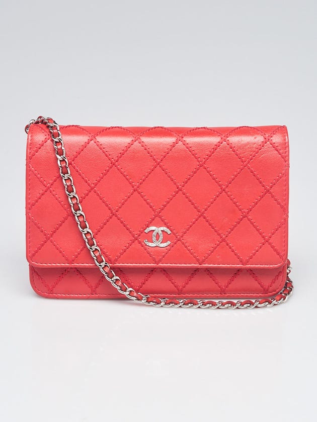 Chanel Dark Pink Diamond Stitch Lambskin Leather Chic Stitch WOC Clutch Bag