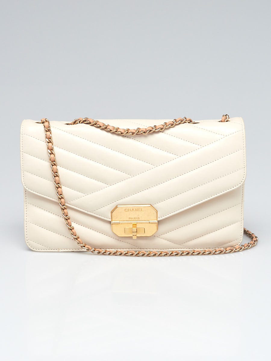 Chanel White Chevron Quilted Leather Small Crossbody Bag - Yoogi's Closet