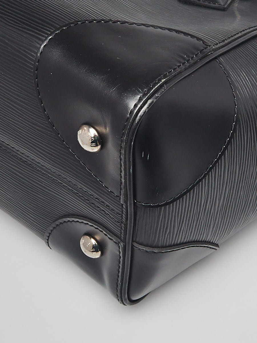 Date Code & Stamp] Louis Vuitton Gm Tote Lv Logo Black Epi Leather Shoulder  Bag