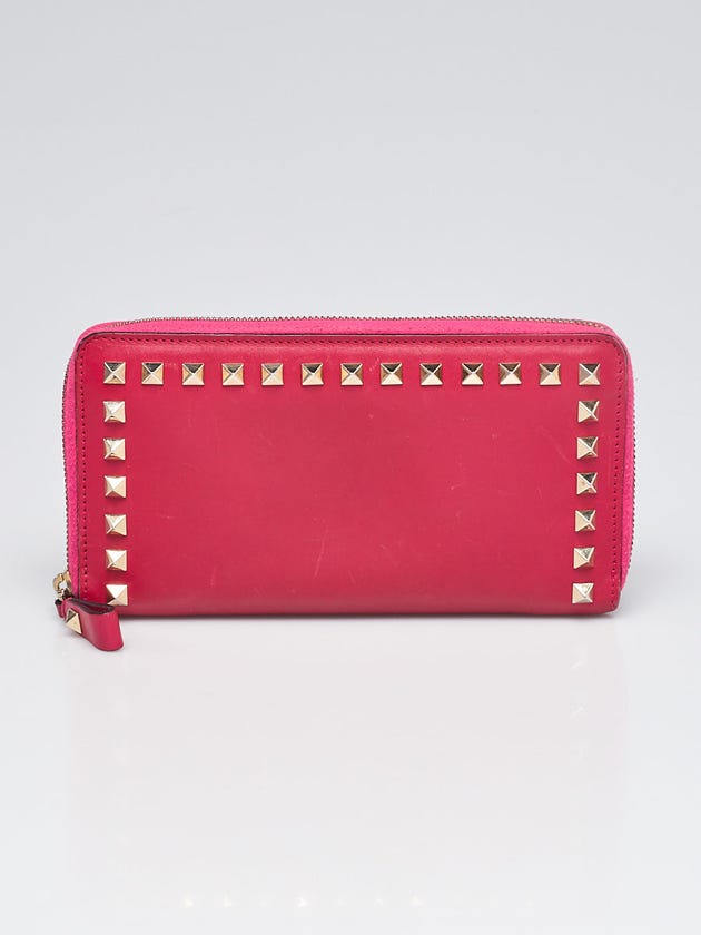 Valentino Dark Pink Leather Rockstud Zippy Wallet