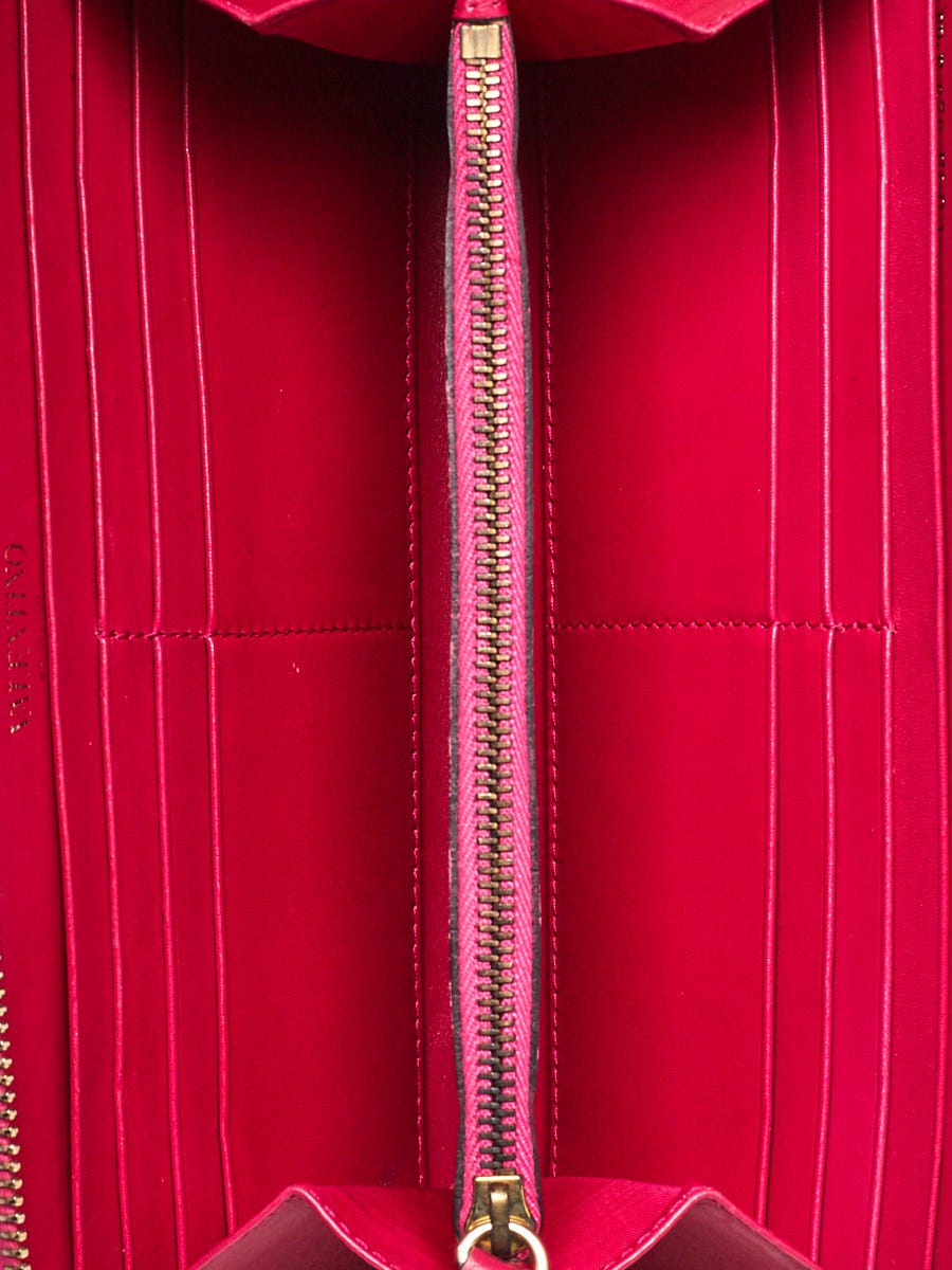 Valentino Dark Pink Leather Rockstud Zippy Wallet