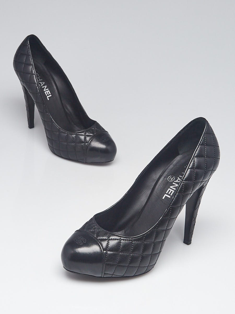 Chanel Black Quilted Leather Cap Toe Pumps Size 10/40.5 - Yoogi's