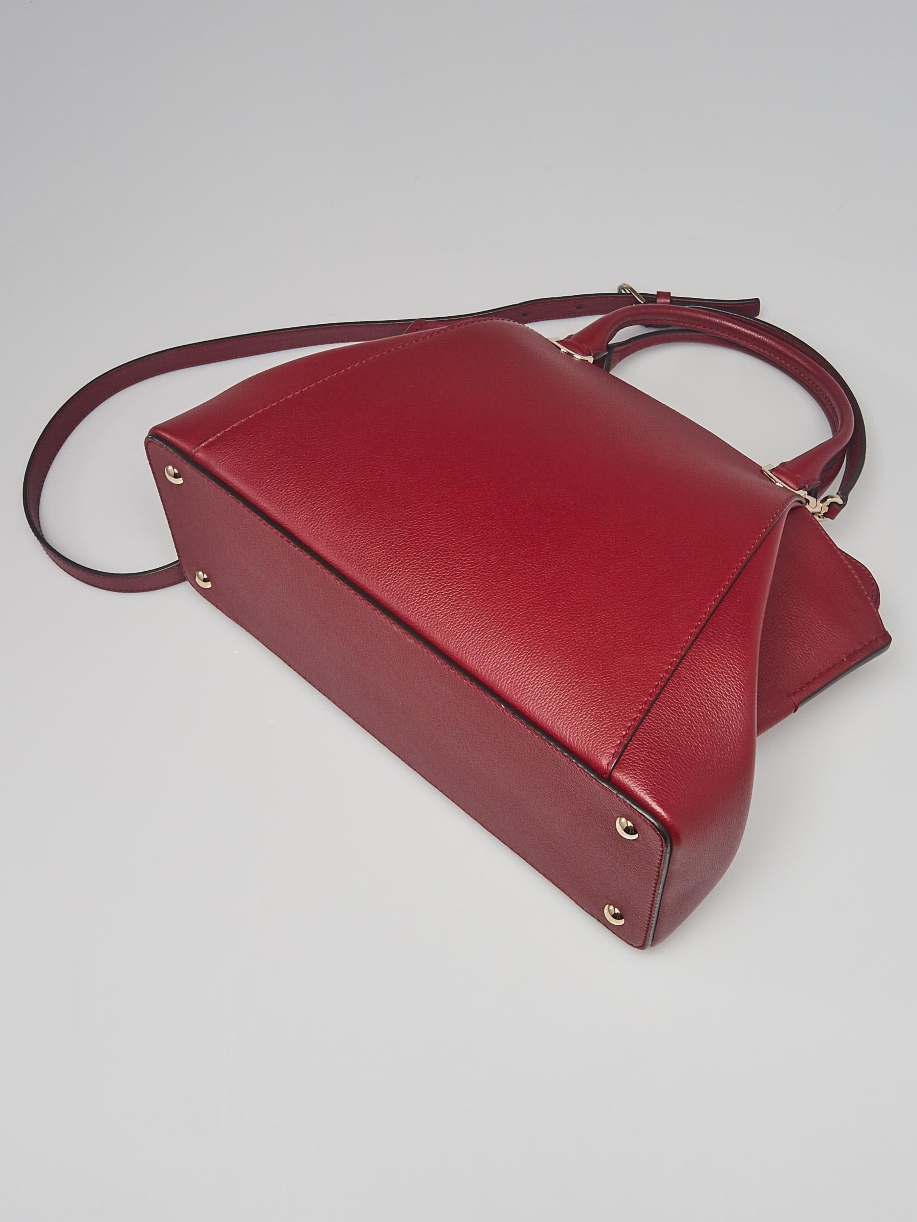 C de Cartier bag, small model - Rhodolite garnet taurillon leather