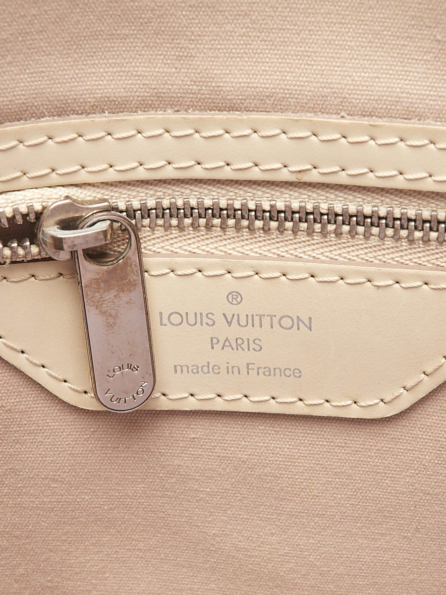 Louis Vuitton White Epi Leather Brea MM ○ Labellov ○ Buy and Sell Authentic  Luxury