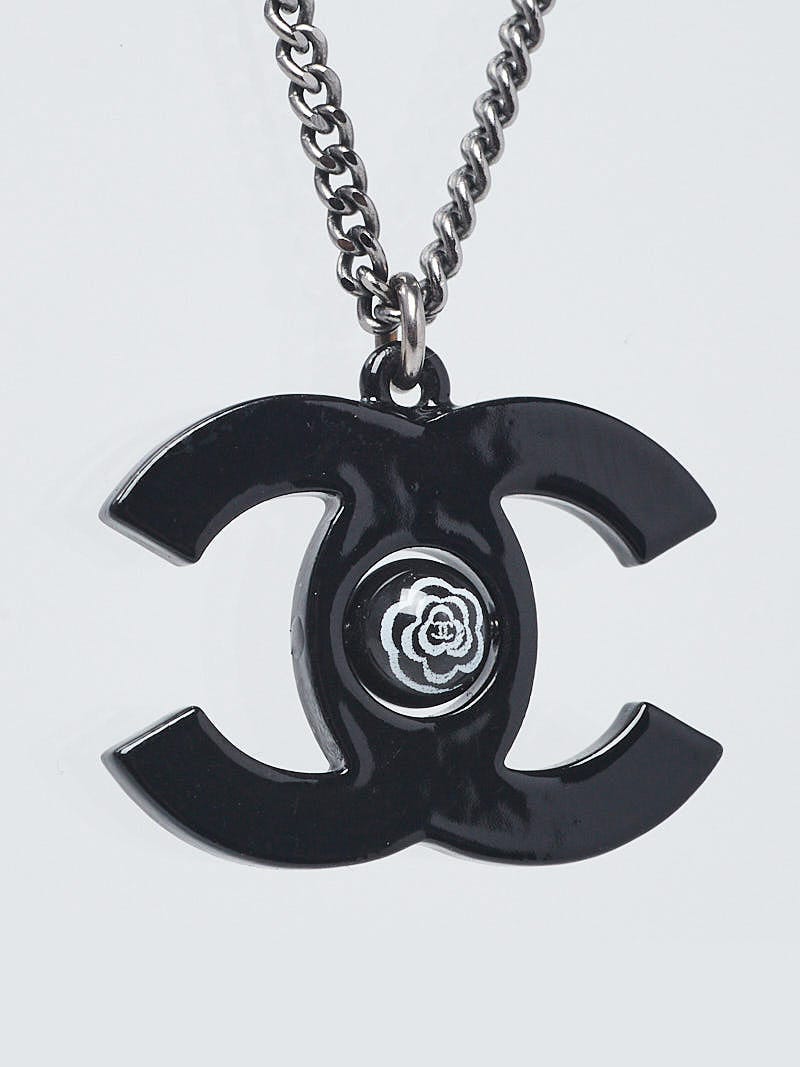 Chanel Black Metal CC Camellia Flower Necklace - Yoogi's Closet