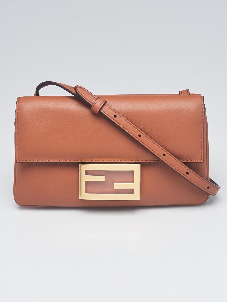 Fendi duo baguette leather best sale shoulder bag