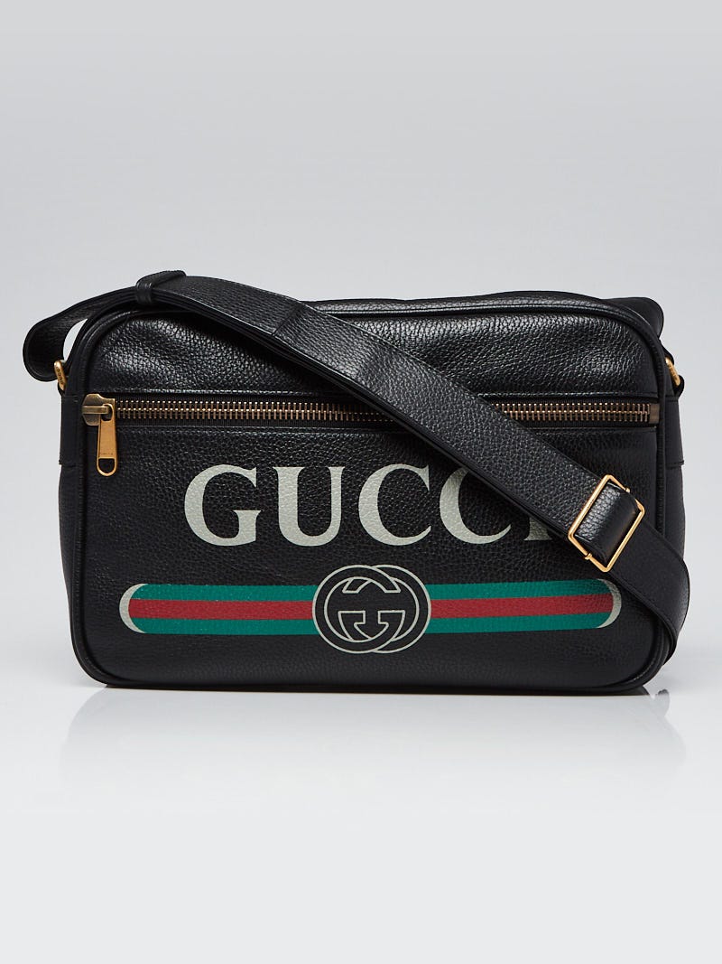 Gucci Print Messenger Bag in Black : : Fashion