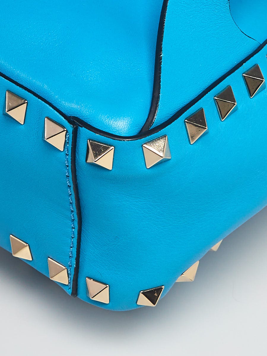 Rockstud leather backpack Valentino Garavani Blue in Leather - 19395673