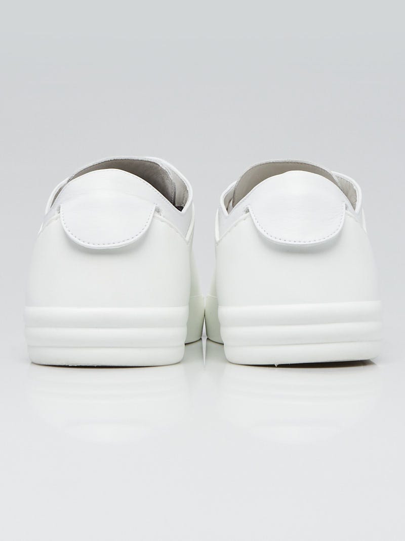 Chanel White/Rubber Low Top Sneakers Size 9.5/40 | Yoogi's