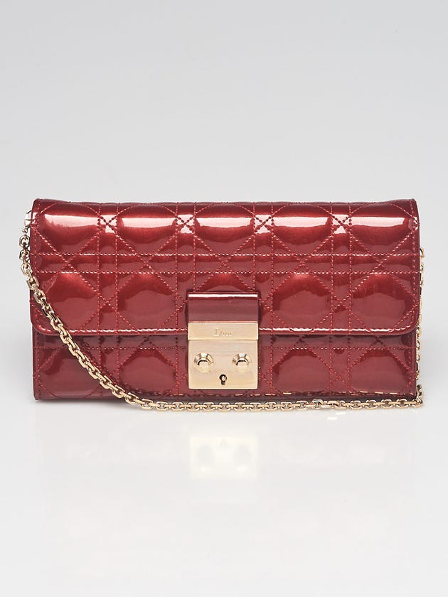 Christian Dior Massai Red Cannage Quilted Patent Leather Wallet-On-Chain Bag