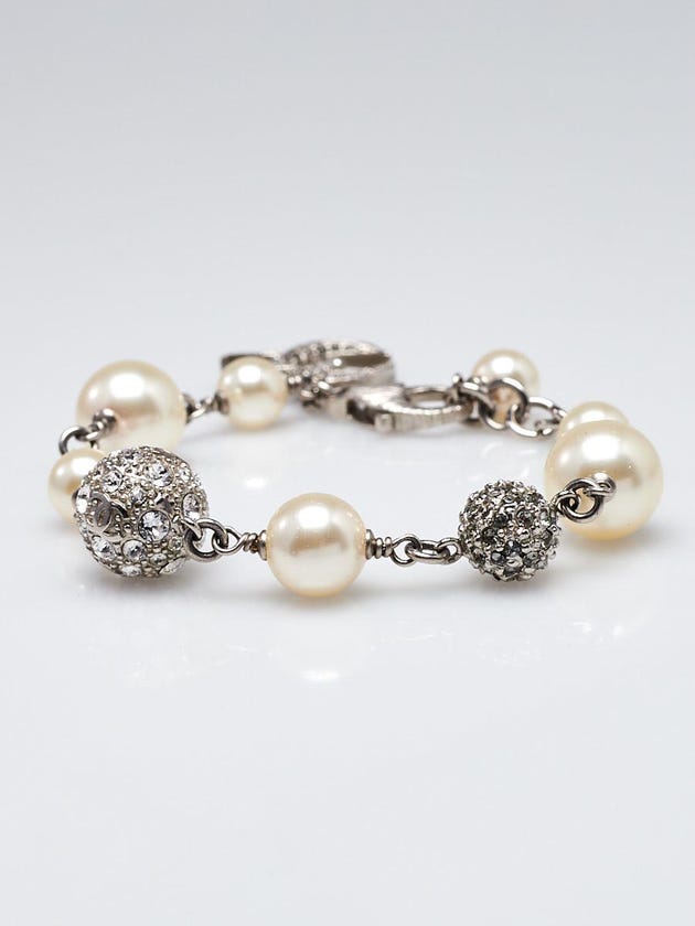 Chanel Silvertone Swarovski Crystal and Glass Pearl Dubai Paris CC Bracelet