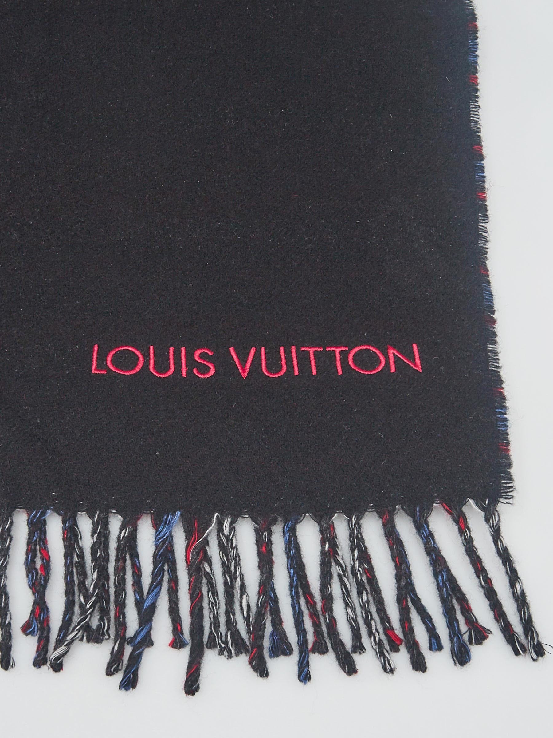 Louis Vuitton - Authenticated Scarf - Cashmere Black for Women, Never Worn