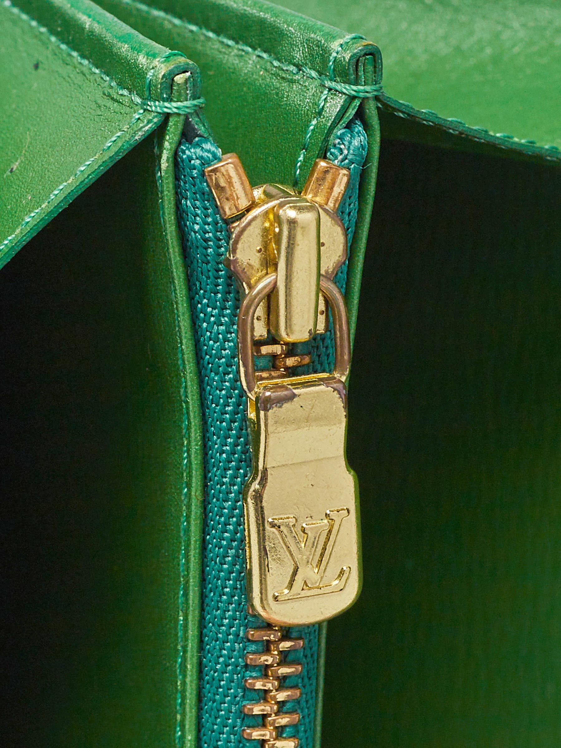 Authentic Louis Vuitton Epi Green Sarah Wallet