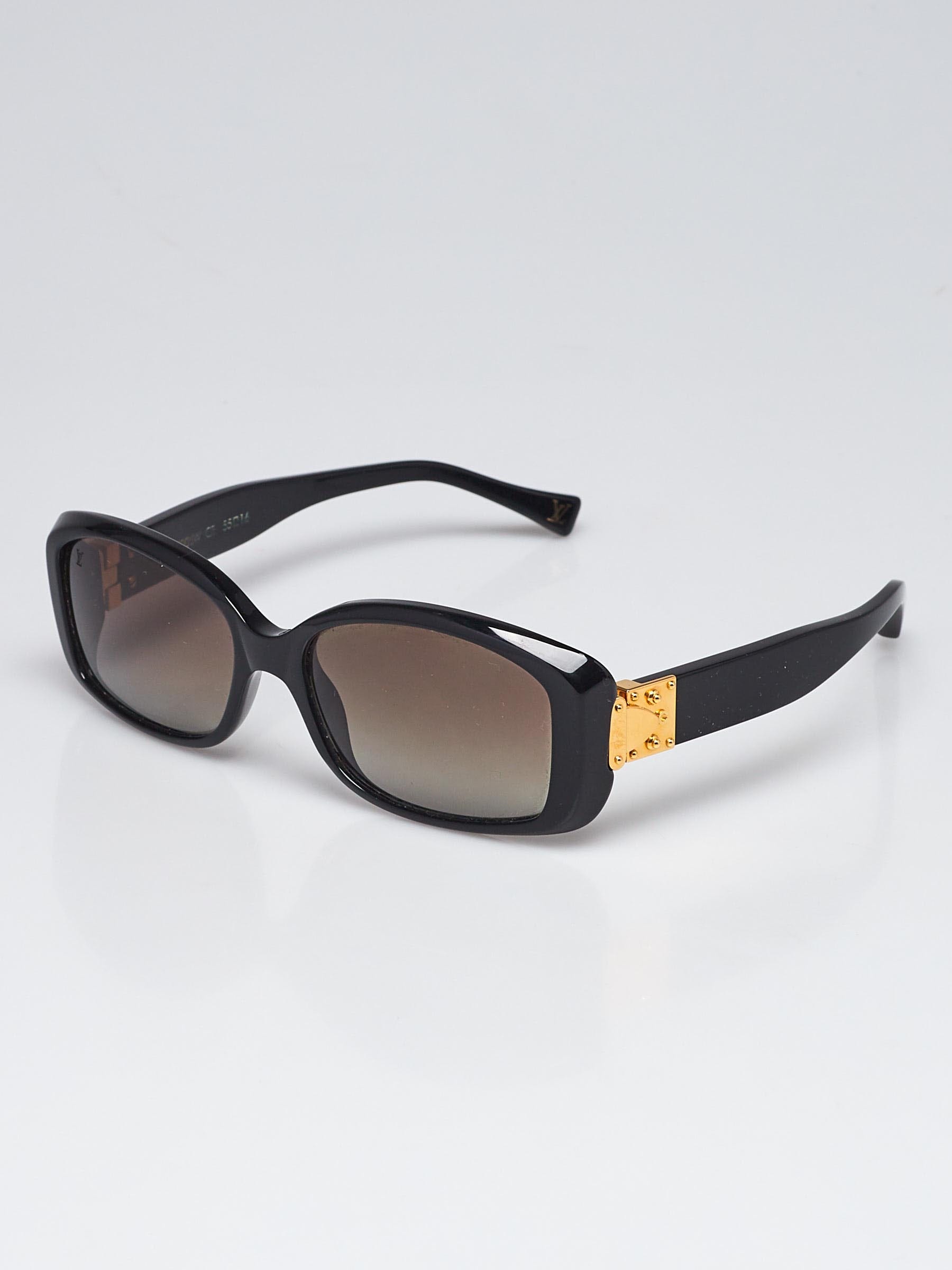 Louis Vuitton - Authenticated Sunglasses - Plastic Black Plain for Women, Never Worn