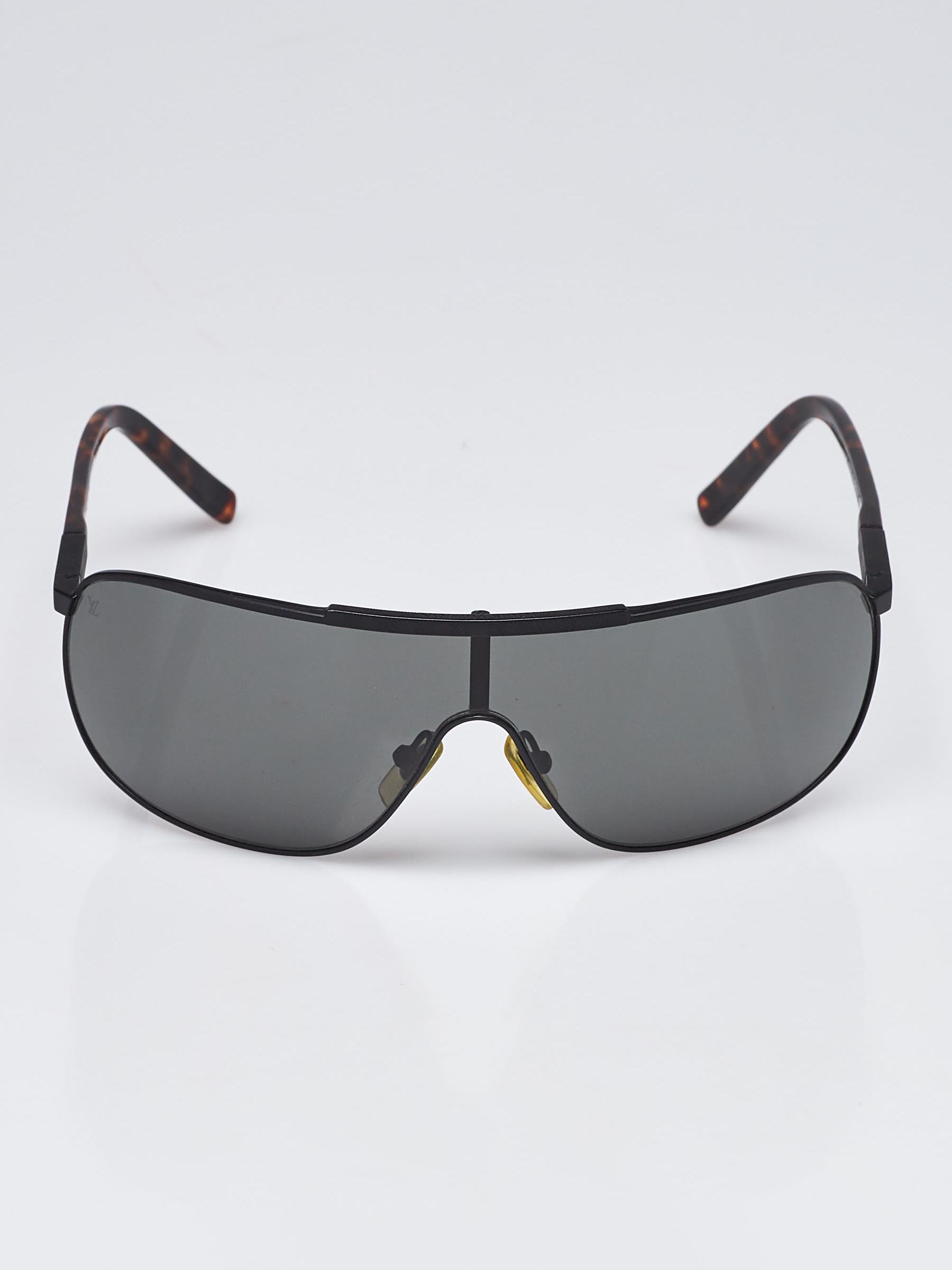 Louis Vuitton LV Pattern Black Z1628U Chain Style Sunglasses