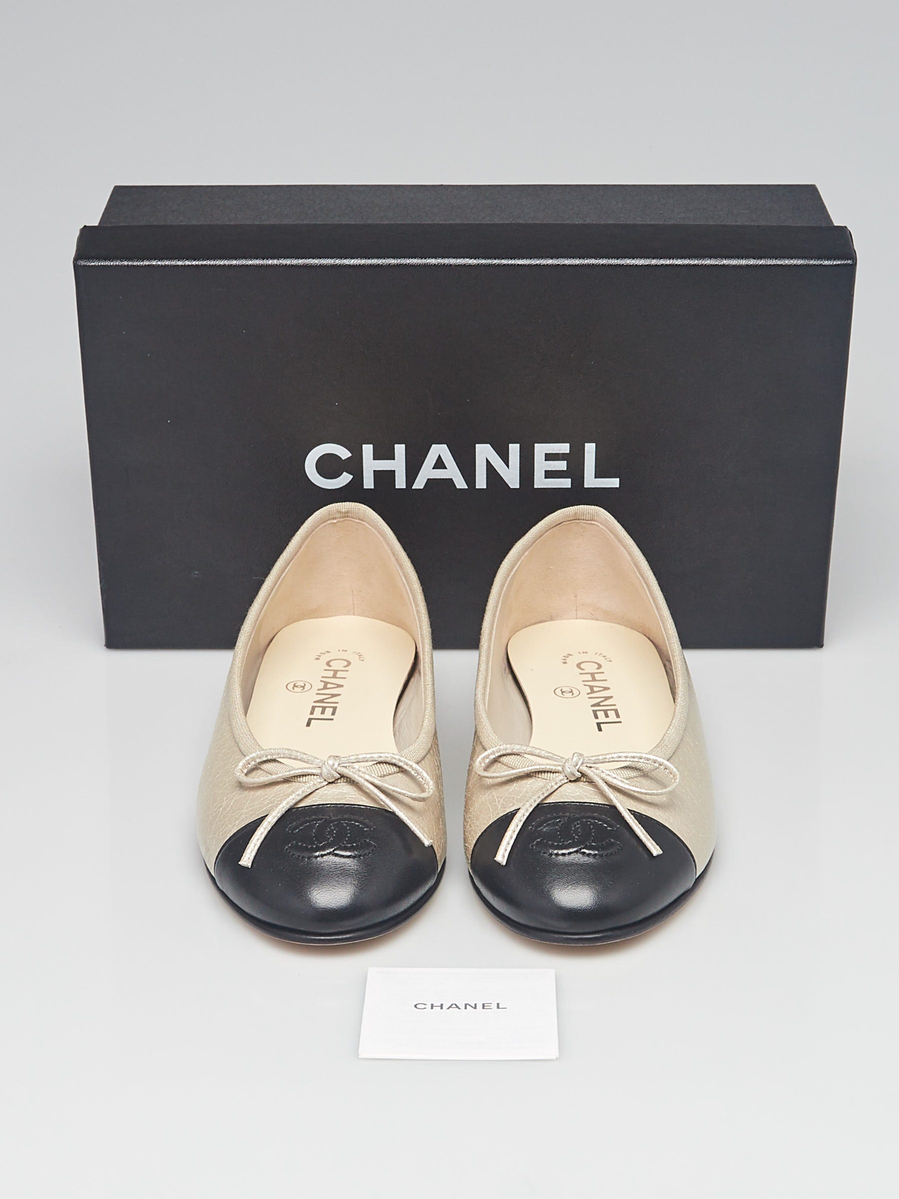Chanel Silver/Black Crinkled Leather CC Cap Toe Ballet Flats Size