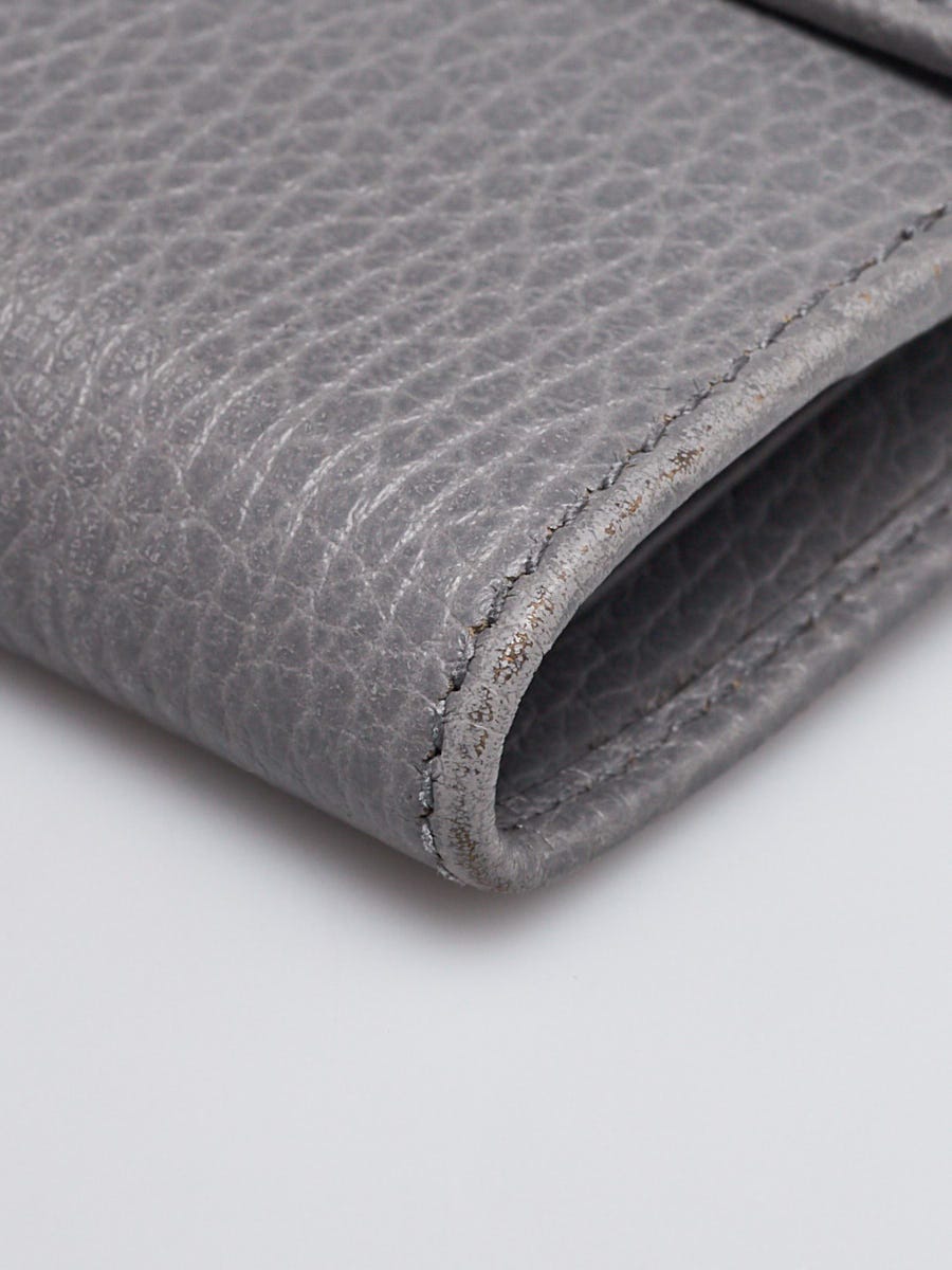 長財布 Gucci Dove Grey Leather Marmont Wallet Gucci Grey Leather Marmont French Flap Wallet | Yoogi's Closet