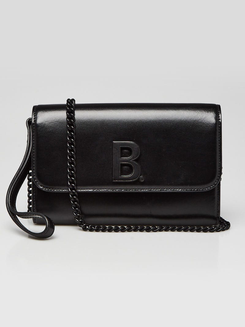 Hands-Free Bracelet Clutch - Medium - Black Matte soft leather with Go