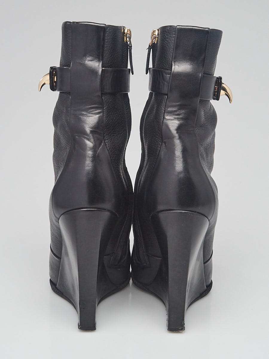 Louis Vuitton - Authenticated Silhouette Ankle Boots - Cloth Black for Women, Very Good Condition