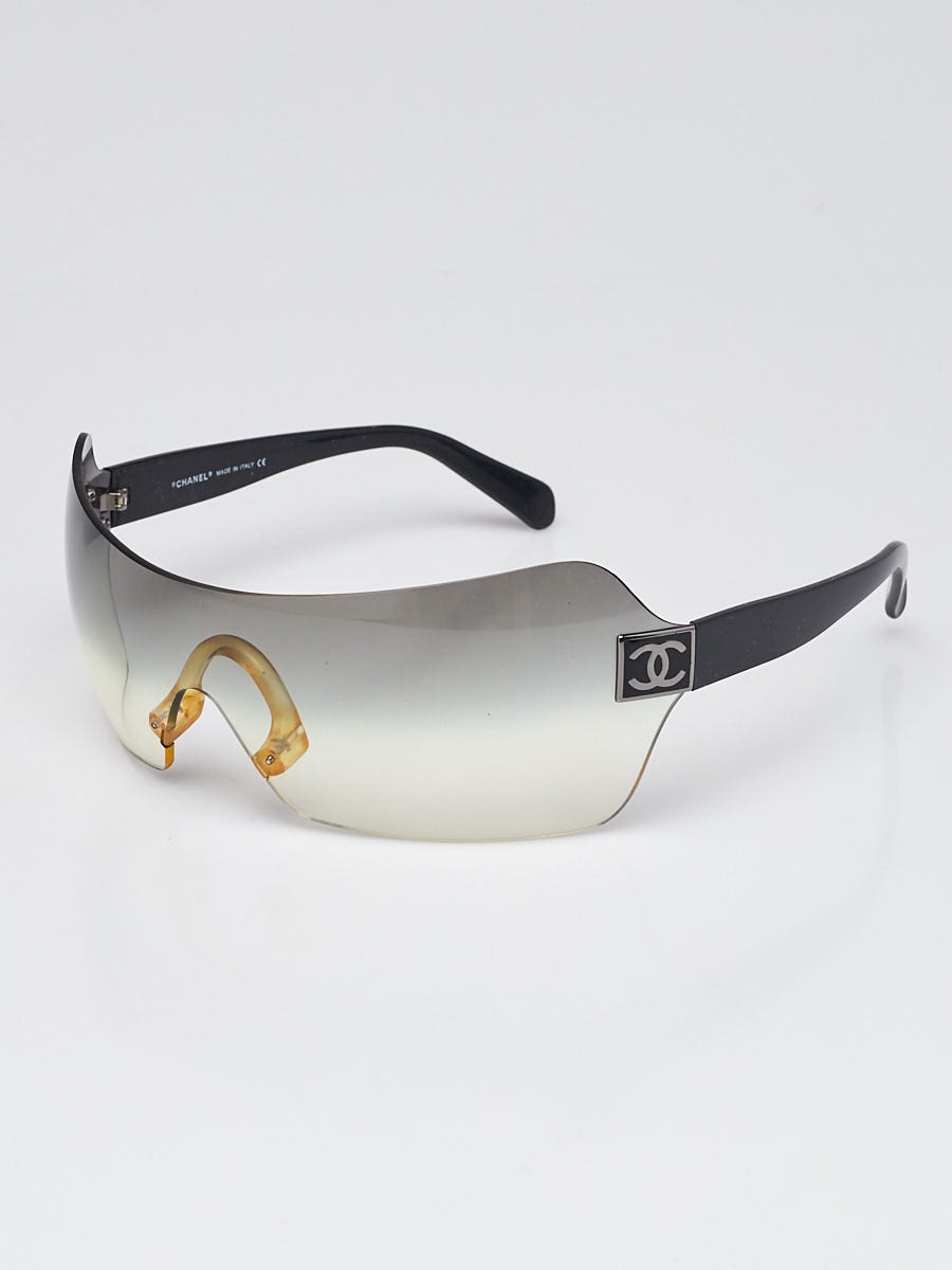 Chanel Black Acetate Rimless Gradient Tint CC Logo Sunglasses 4109