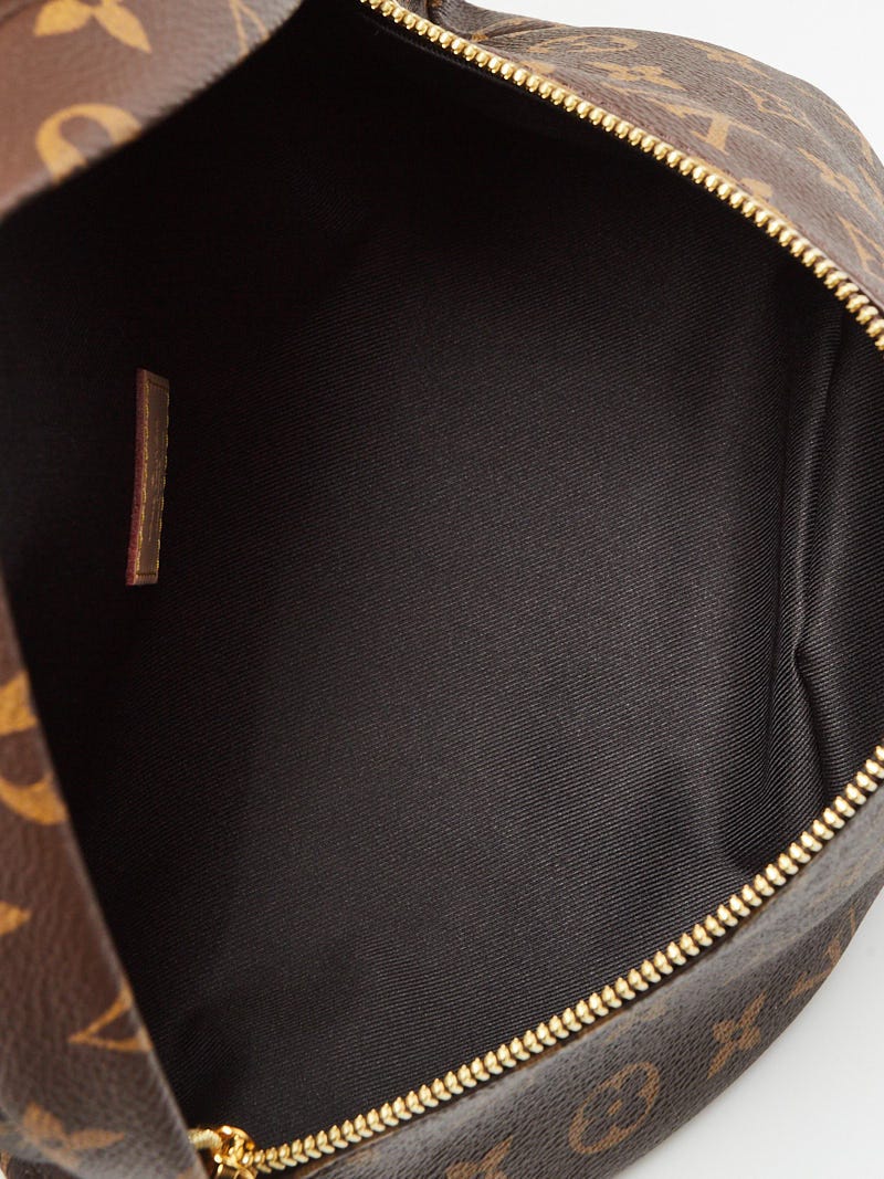 Louis Vuitton Blue Quilted Calfskin Leather New Wave Bumbag Bag - Yoogi's  Closet