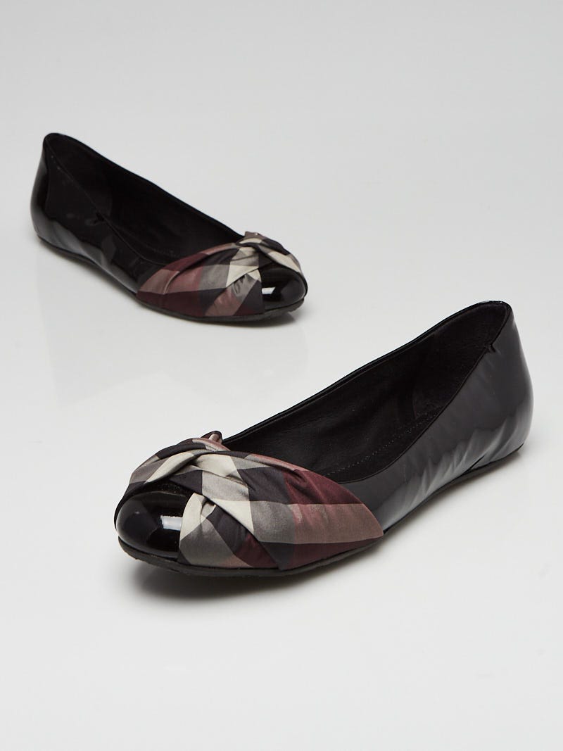 Burberry black flats online