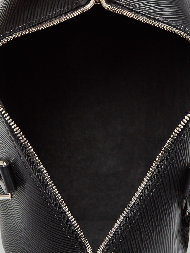 Louis Vuitton Black 25 Speedy Bag Bandoulière in Epi Leather and Silve –  Sellier