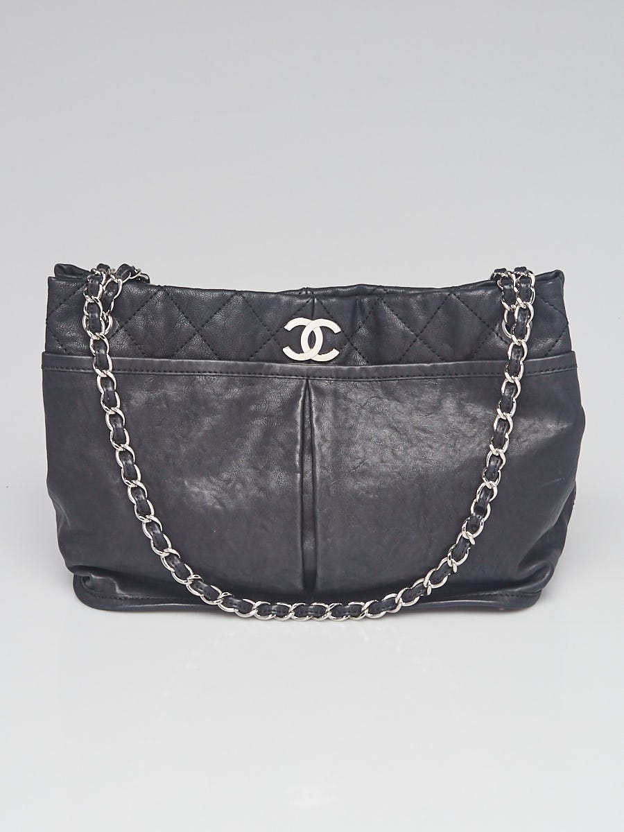 CHANEL BEAUTE ブラック トートバッグ Chanel Black Calfskin Leather Natural Beauty Tote Bag