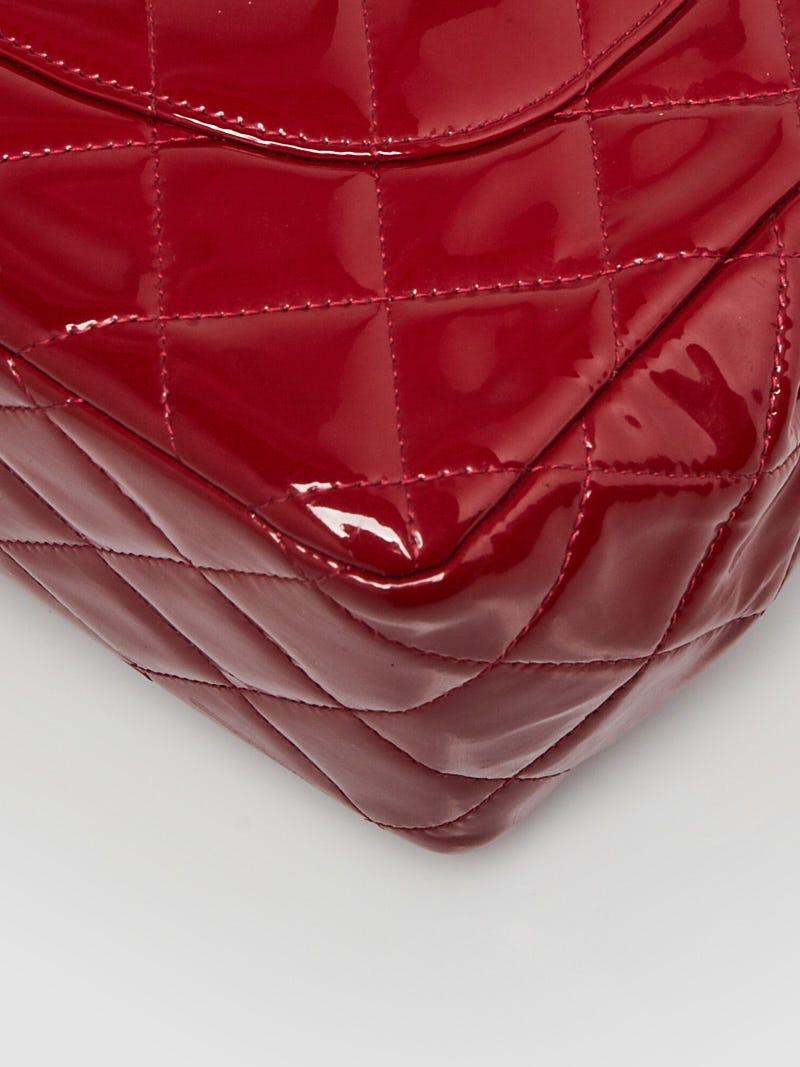 Chanel Red Chevron Quilted Lambskin Leather Classic Rectangular Mini Flap  Bag - Yoogi's Closet