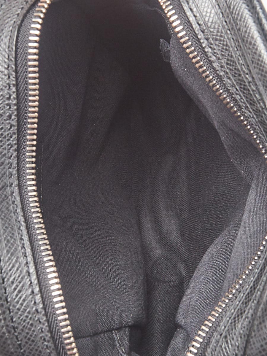 Louis Vuitton Black Taiga Leather Dimitri Alezian Messenger Bag - Yoogi's  Closet
