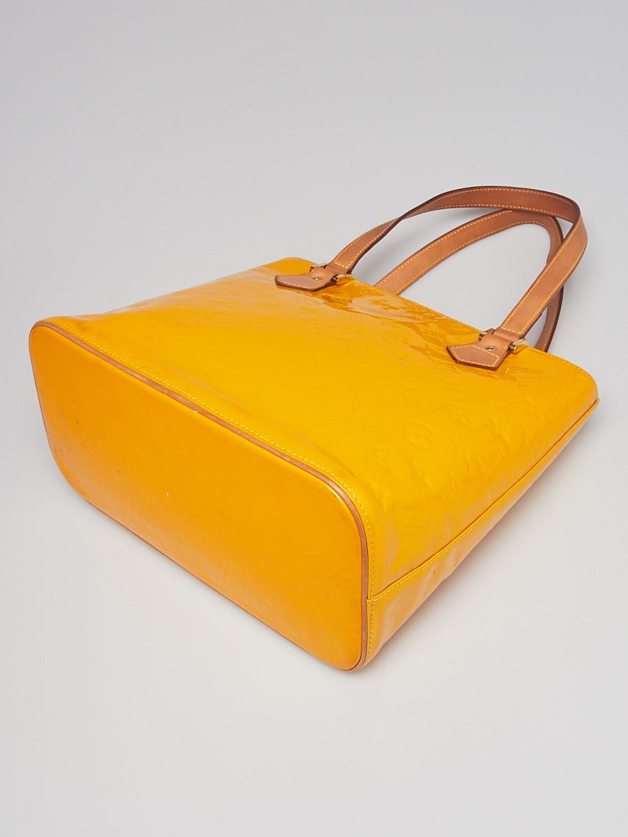 Louis Vuitton Womens Vintage Pochette Accessoire Mustard Vernis