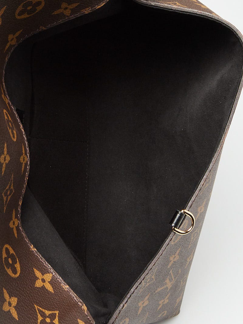 Louis Vuitton Sac Triangle PM - Brown Shoulder Bags, Handbags
